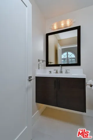 a view of parking area