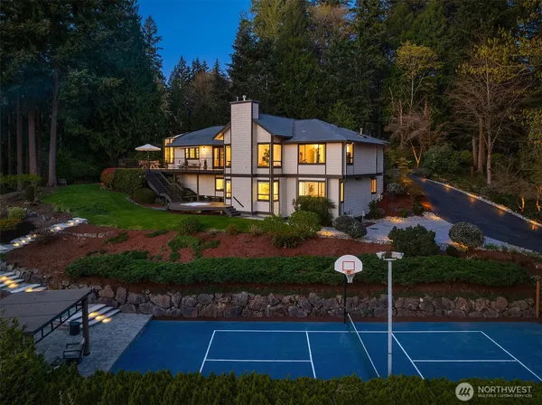 $2,990,000 | 3529 207th Avenue Southeast, Sammamish, WA 98075