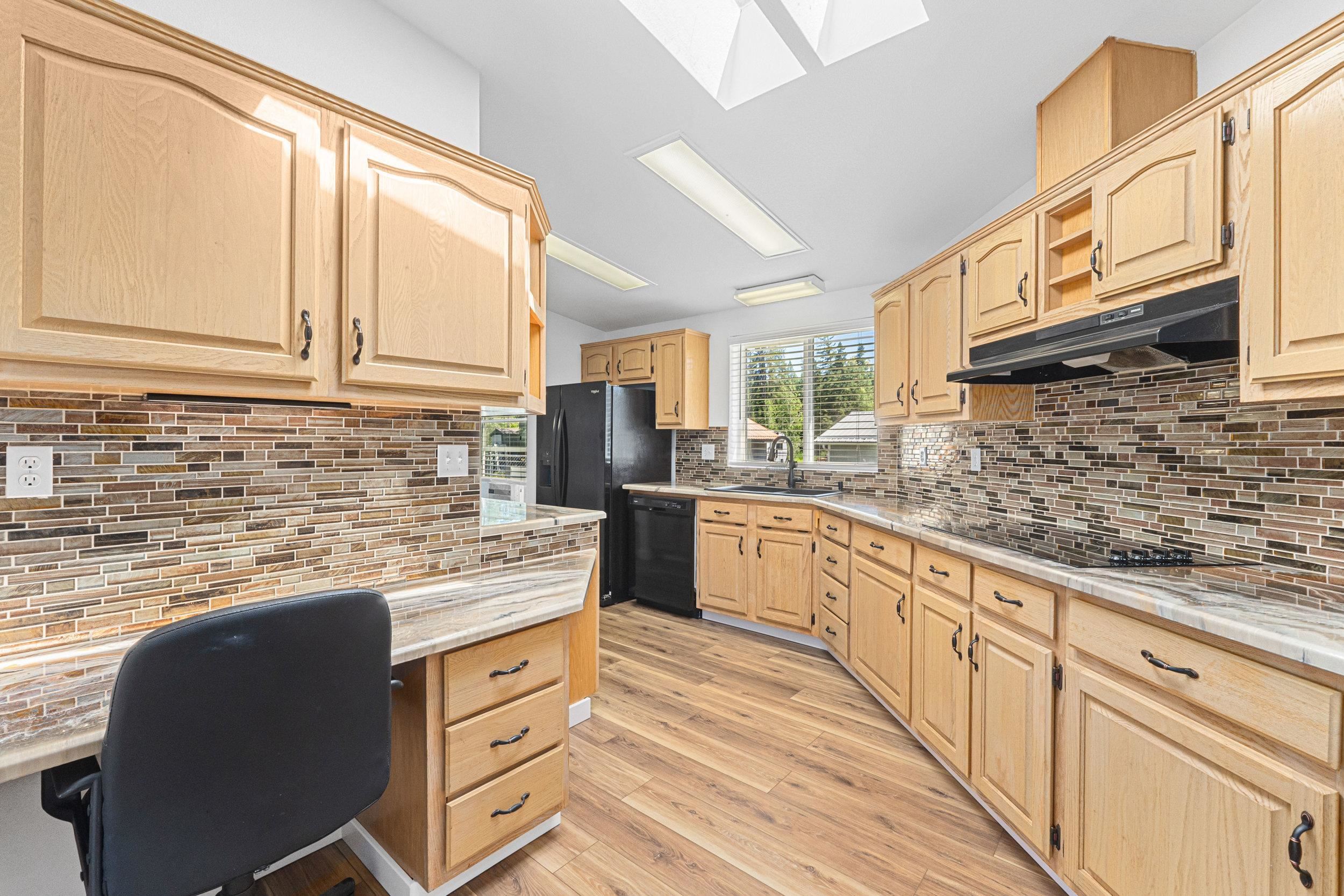 502 Levitch Road Newport, WA 99156 - Photo 6 of 47
