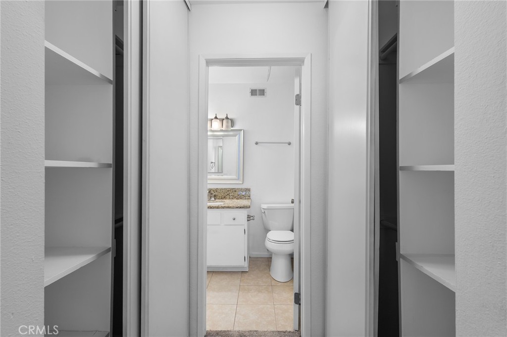 31315 The Old Road, Unit D Castaic, CA 91384 - Photo 19 of 33