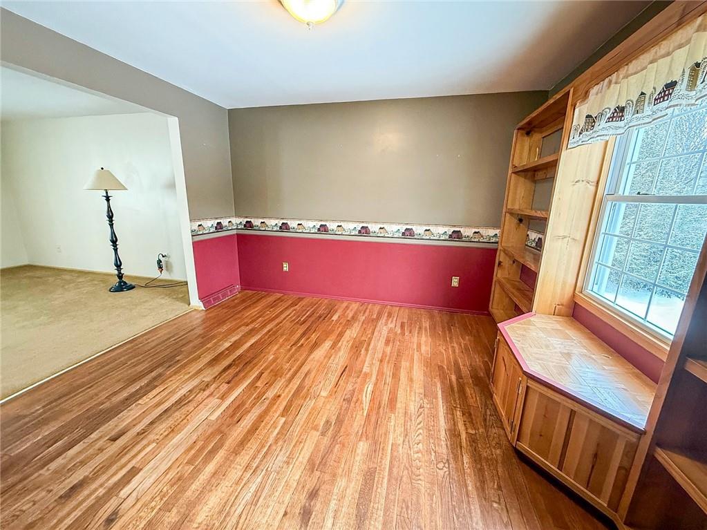 204 Bluegrass Drive Butler, PA 16001 - Photo 14 of 45