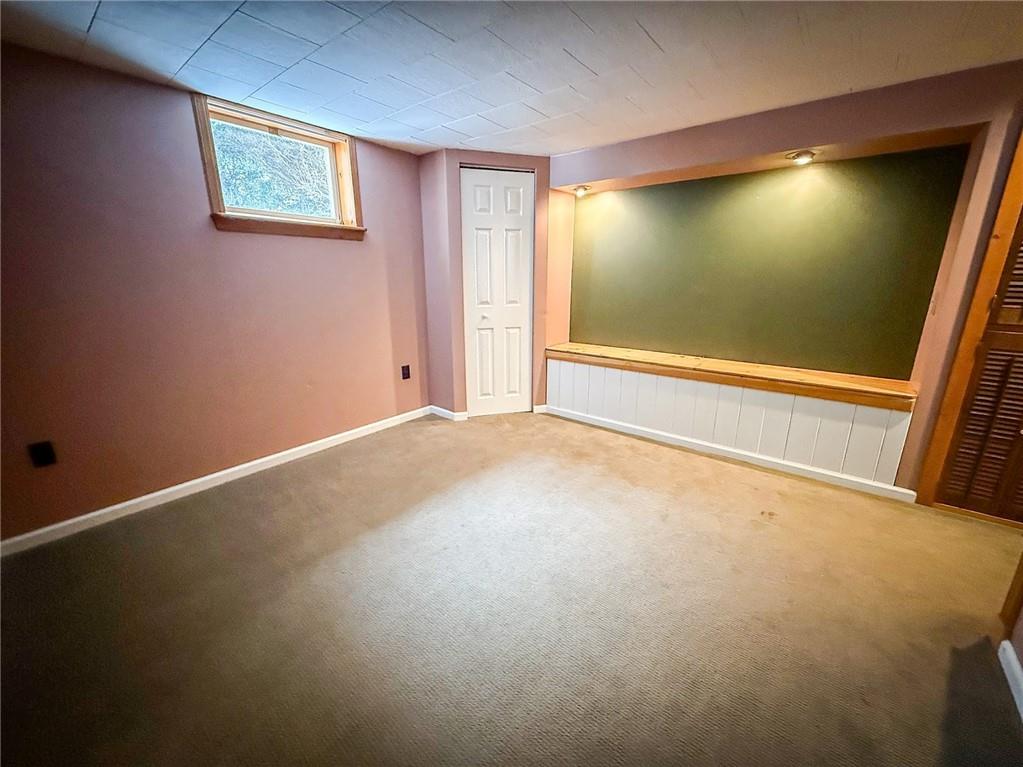 204 Bluegrass Drive Butler, PA 16001 - Photo 40 of 45