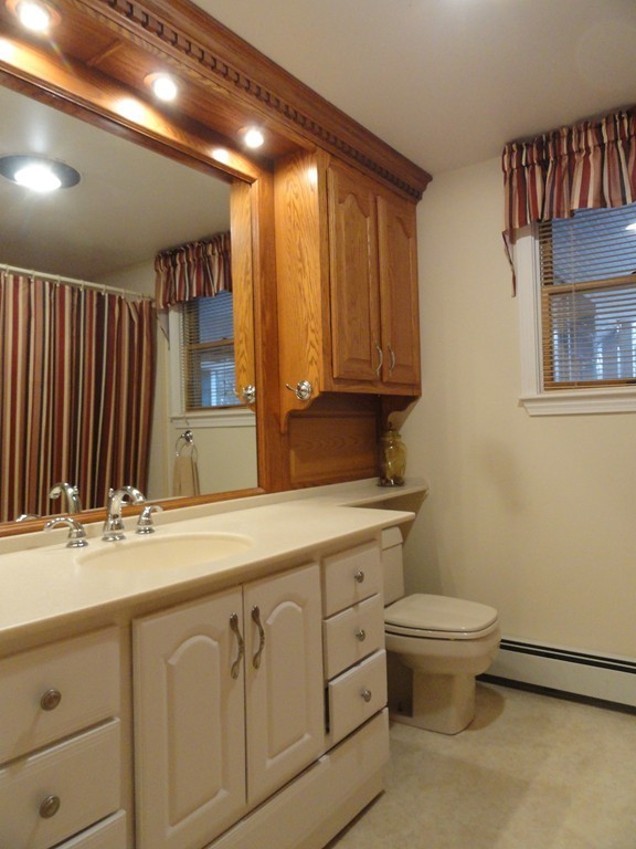 44 Homestead Road Holden, MA 01520 - Photo 27 of 30 Gallery Image 27