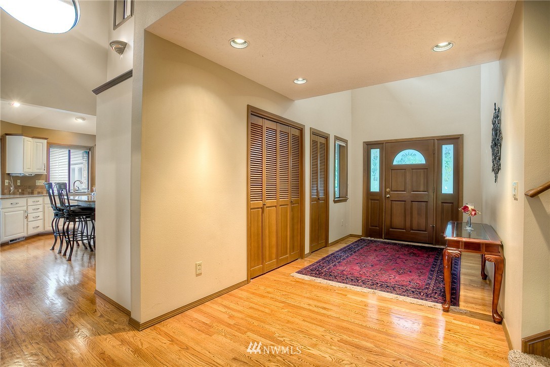 707 Ridgeview Drive Southeast Olympia, WA 98513 - Photo 13 of 25 Gallery Image 13