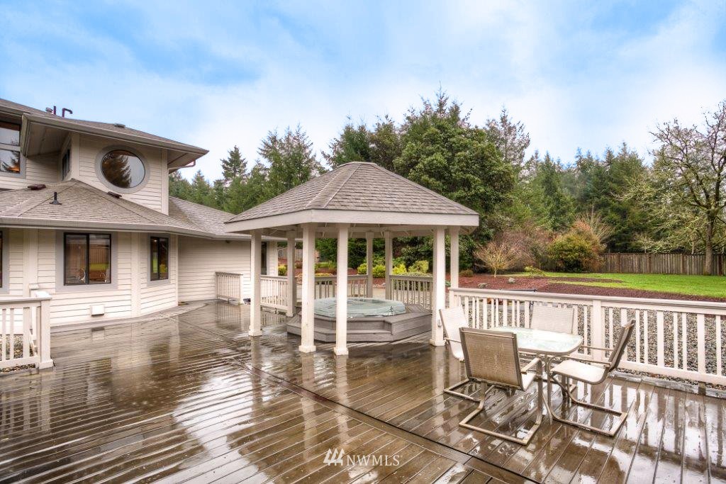 707 Ridgeview Drive Southeast Olympia, WA 98513 - Photo 23 of 25 Gallery Image 23