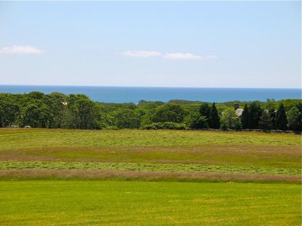 384 Middle Road Chilmark, MA 02535 - Photo 31 of 31 a view of an ocean and beach