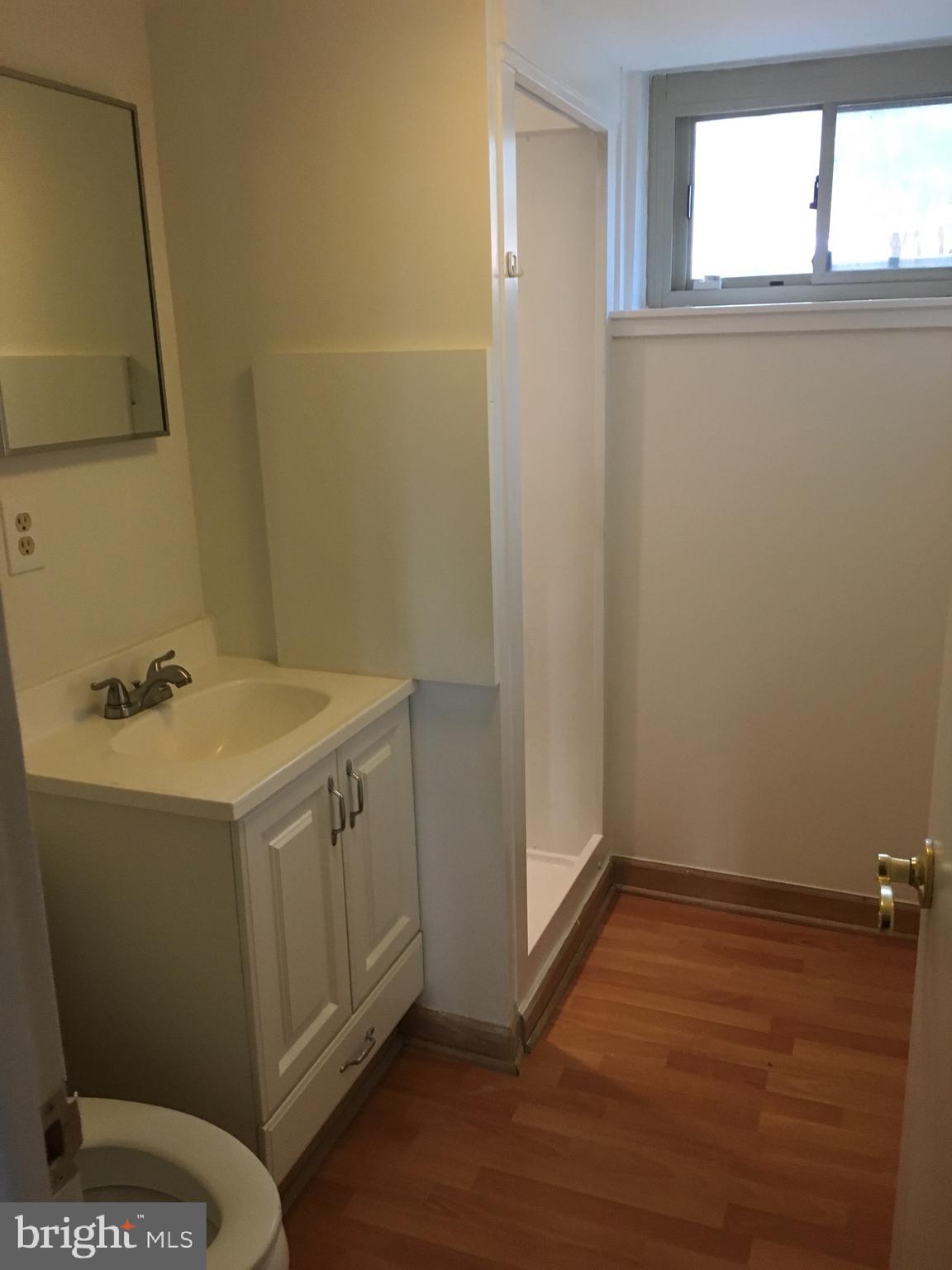 5358 Pooks Hill Road Bethesda, MD 20814 - Photo 19 of 27 Bathroom 3 (Basement)