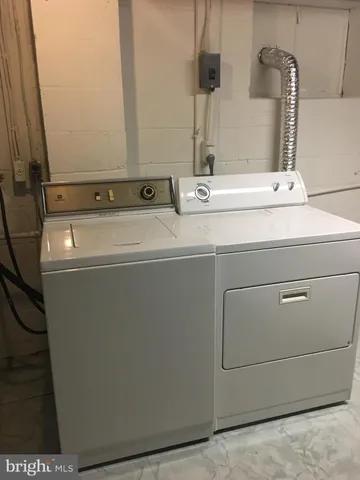 a close view of sink