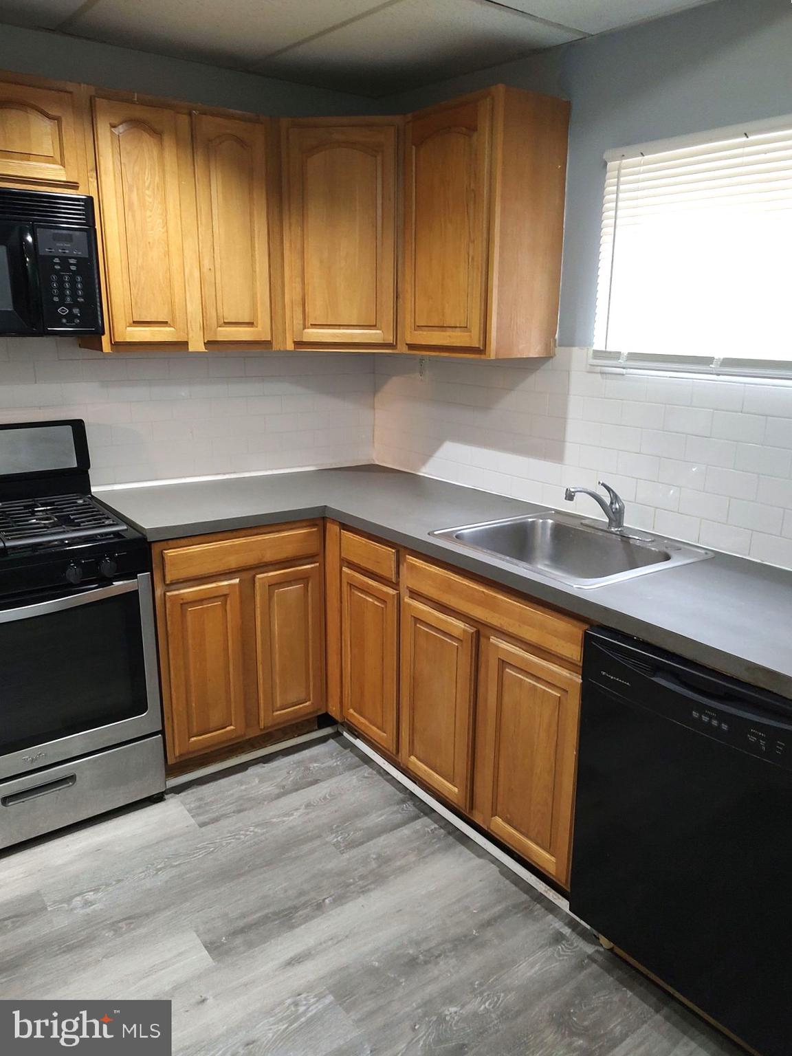 1432 South Colorado Street Philadelphia, PA 19146 - Photo 12 of 26