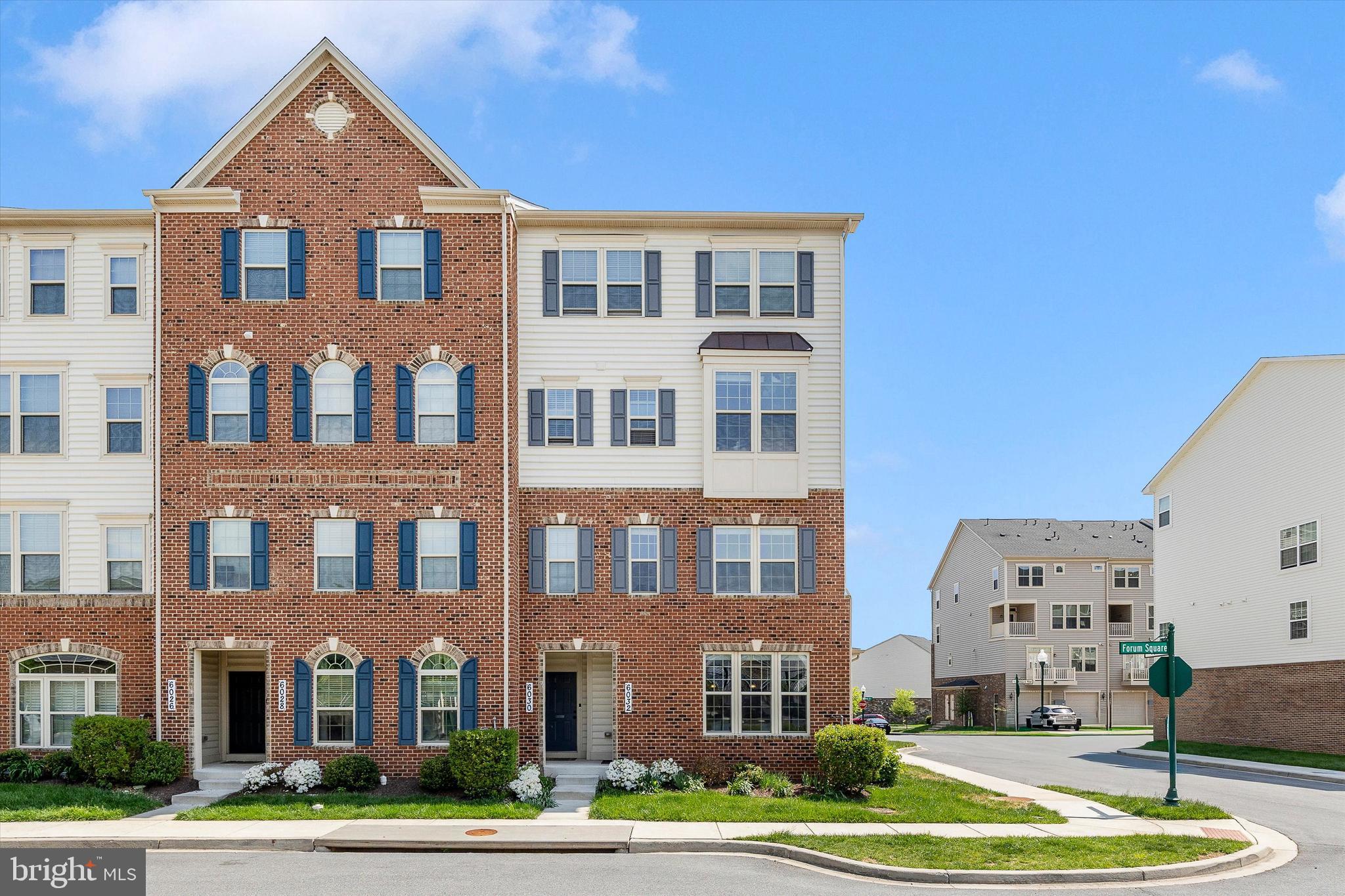 6032 Forum Square Frederick, MD 21703 - Photo 2 of 40 Front of the home
