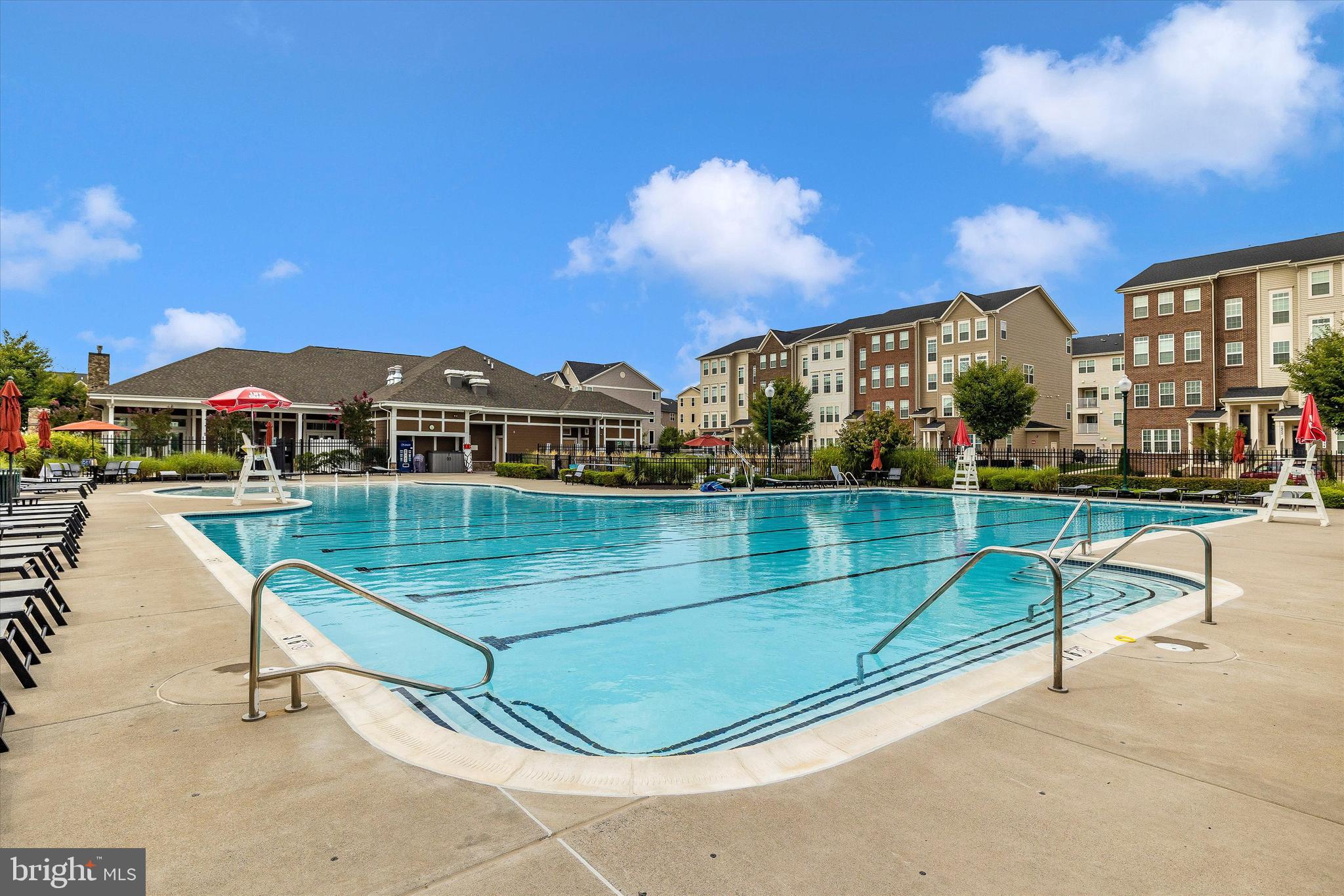 6032 Forum Square Frederick, MD 21703 - Photo 35 of 40 Outdoor pool