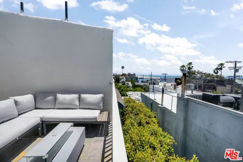 $7,500 | 24 Westwind Street, Unit G, Marina del Rey, CA 90292