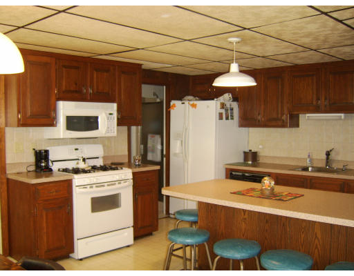 447-451 Riverside Street Lowell, MA 01854 - Photo 5 of 8 Gallery Image 5