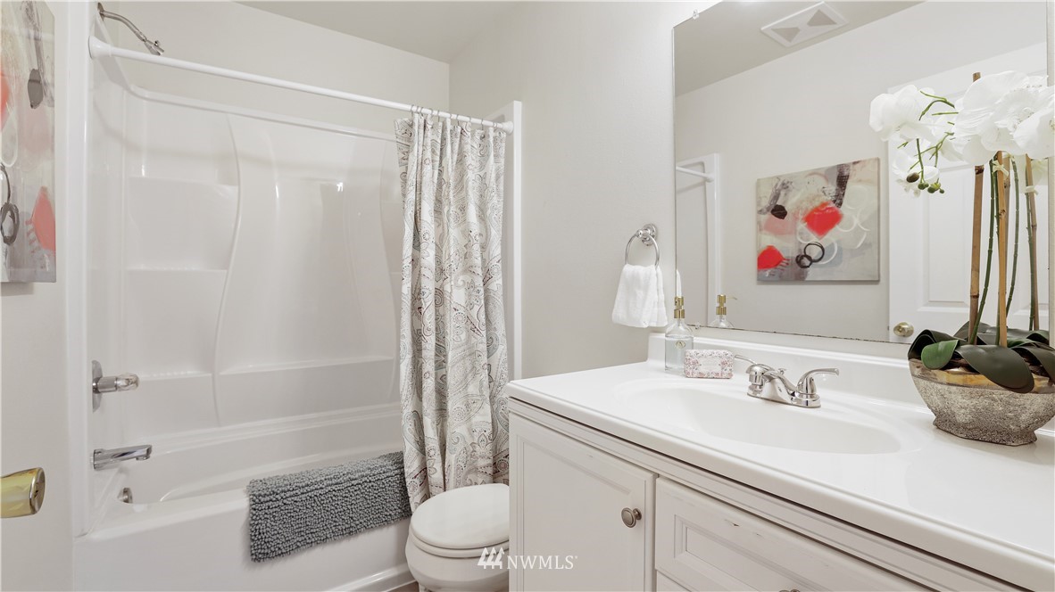 14426 Beverly Park Road Edmonds, WA 98026 - Photo 14 of 24 Gallery Image 14