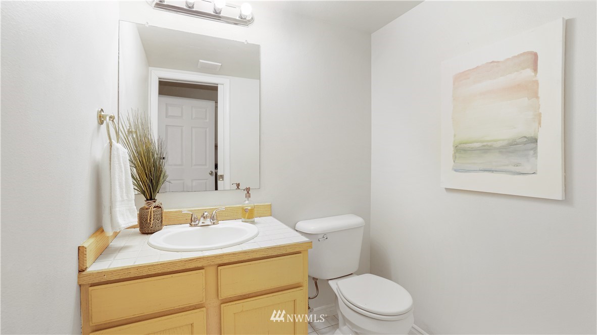 14426 Beverly Park Road Edmonds, WA 98026 - Photo 8 of 24 Gallery Image 8