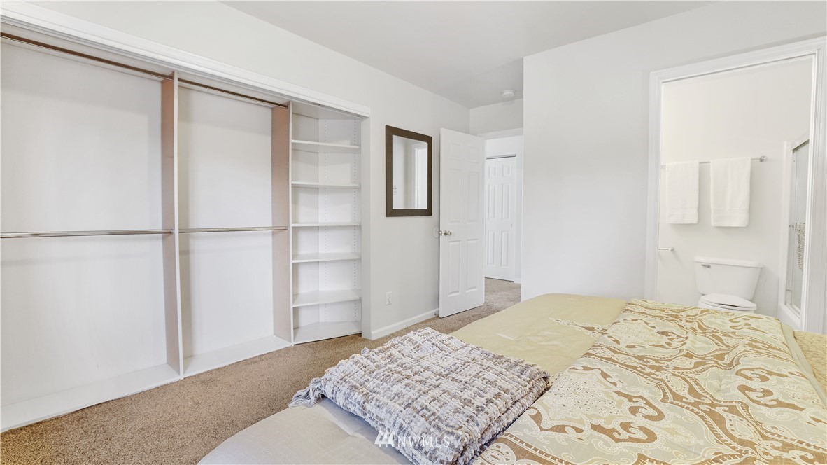 14426 Beverly Park Road Edmonds, WA 98026 - Photo 10 of 24 Gallery Image 10