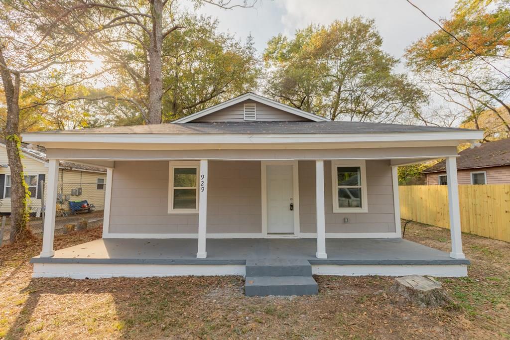 929 Winston Road Columbus, GA 31903 - Photo 1 of 17 Main View