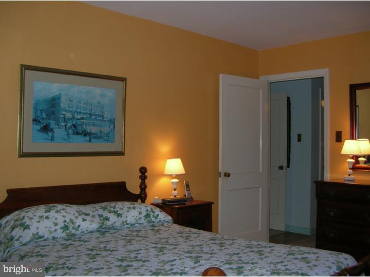 390 Madison Road Springfield, PA 19064 - Photo 13 of 25 Bedroom - Main