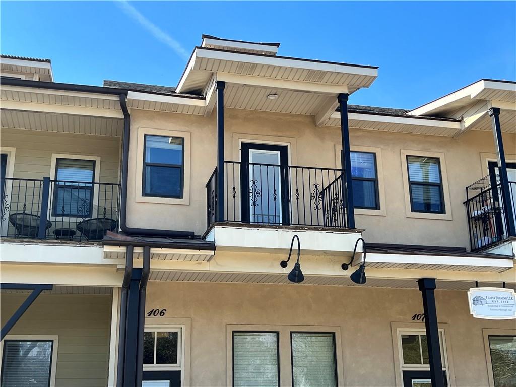 820 Lafitte Street, Unit 207 Mandeville, LA 70448 - Photo 3 of 8