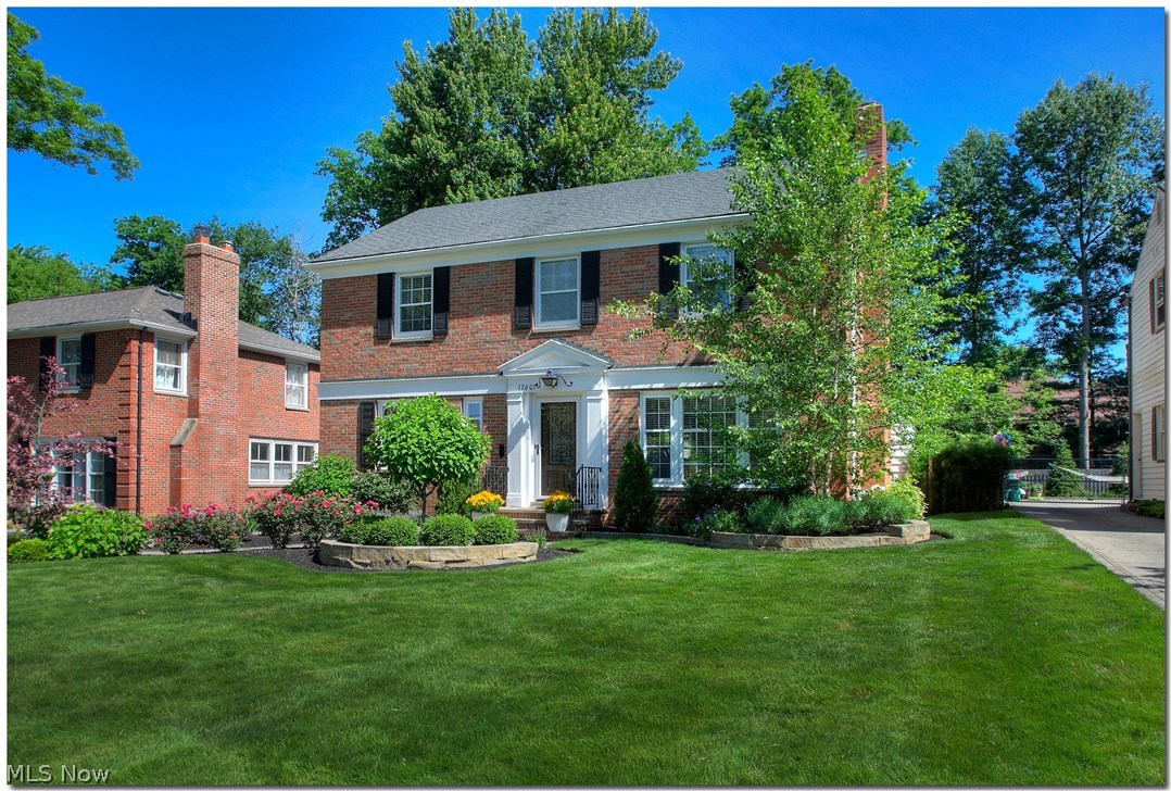 17607 Fernway Road Cleveland, OH 44120 - Photo 1 of 35 Gallery Image 1