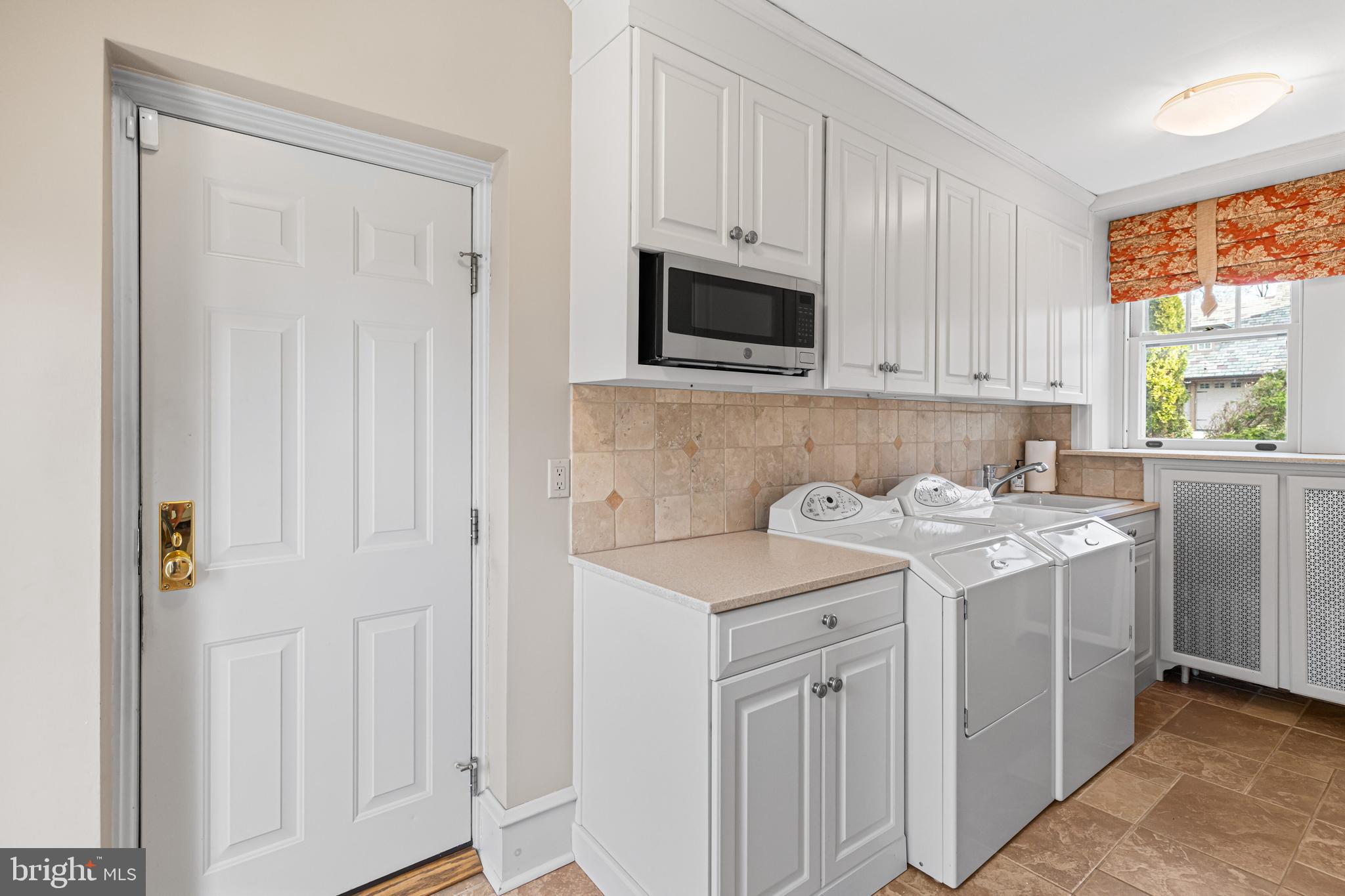 764 Glen Road Jenkintown, PA 19046 - Photo 19 of 57 Laundry/Mudroom