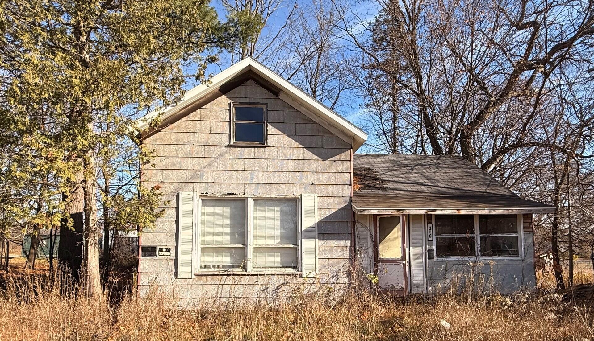 6812 3rd Choice Street Chase, MI 49623 - Photo 1 of 4 susan main pick