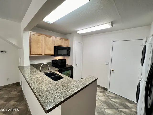 $1,400 | 30 East Brown Road, Unit 1072, Mesa, AZ 85201