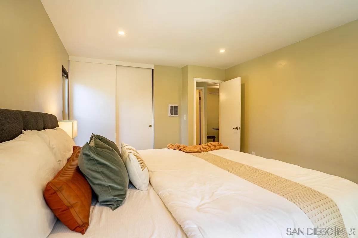 6012 Rancho Mission Road, Unit 309 San Diego, CA 92108 - Photo 11 of 24 Gallery Image 11
