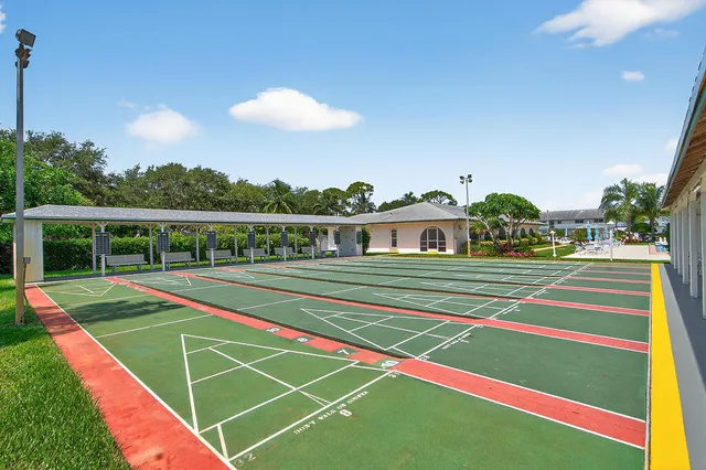 $2,500 | 4 Westwood Avenue, Unit 205H, Tequesta, FL 33469