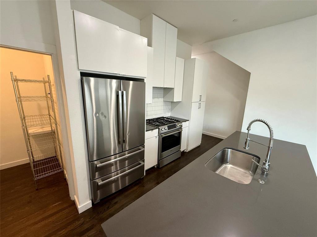 4211 Delano Place, Unit 5B Dallas, TX 75204 - Photo 7 of 24