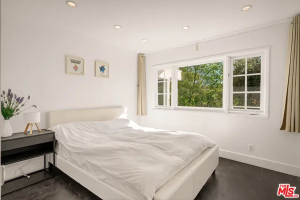 $11,995 | 2388 Kimridge Road, Beverly Hills, CA 90210
