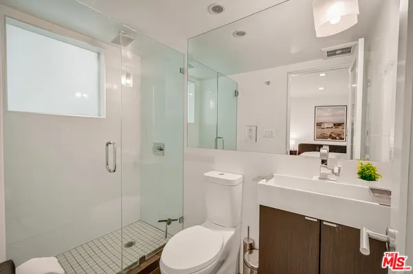 $11,995 | 2388 Kimridge Road, Beverly Hills, CA 90210