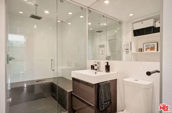 $11,995 | 2388 Kimridge Road, Beverly Hills, CA 90210