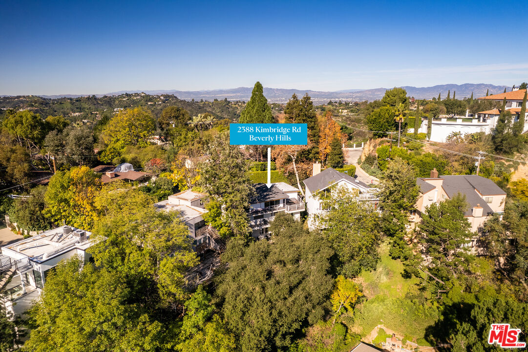 2388 Kimridge Road Beverly Hills, CA 90210 - Photo 54 of 54 a view of a city