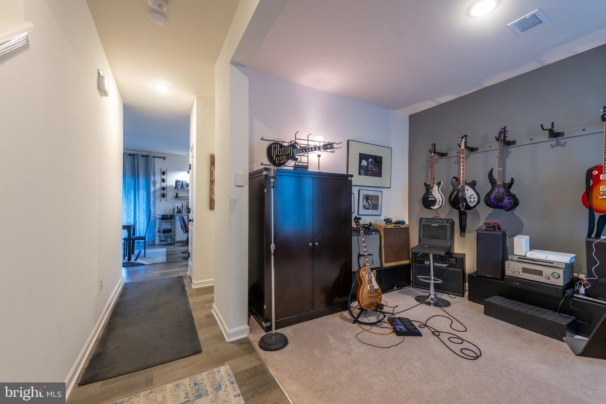 106 Rerdiz Road Hedgesville, WV 25427 - Photo 4 of 28