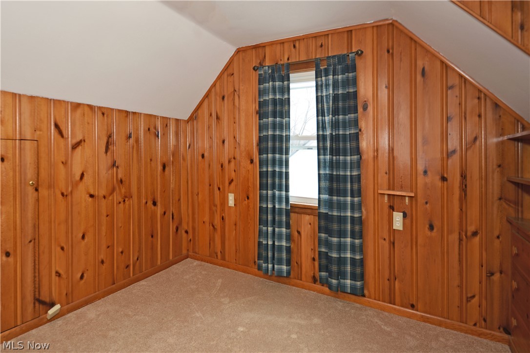 262 Hilliard Road Elyria, OH 44035 - Photo 16 of 28 Gallery Image 16