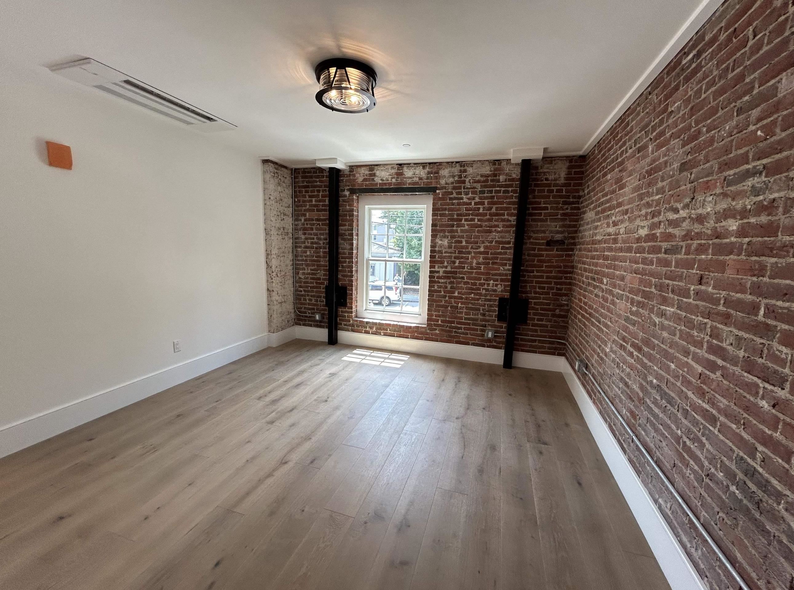 55 Water Street, Unit 203 Exeter, NH 03833 - Photo 9 of 23