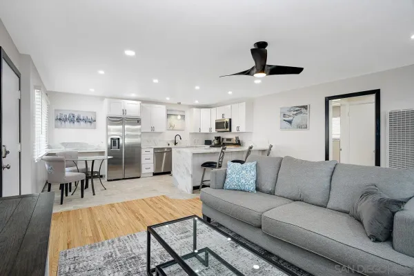 $3,695 | 7680 La Jolla Boulevard, La Jolla, CA 92037