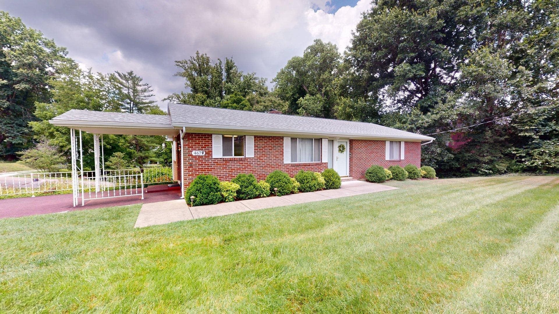 467 East Pea Ridge Road Huntington, WV 25705 - Photo 3 of 24 Gallery Image 3