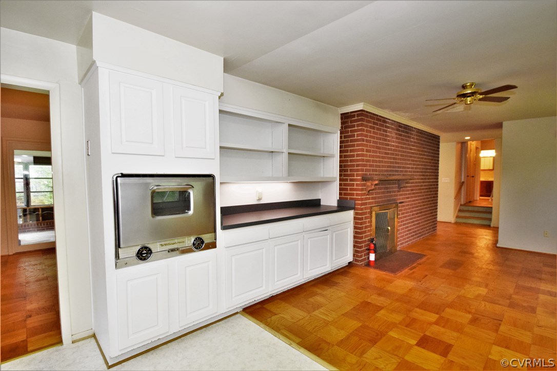 405 Aubery Road Henrico, VA 23229 - Photo 10 of 32 Kitchen to Large Dining Area, Dining Room to the l