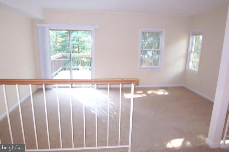 8520 Springfield Oaks Drive Springfield, VA 22153 - Photo 6 of 11 Living Room