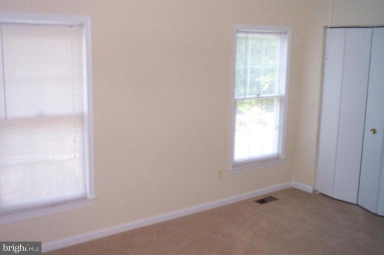 8520 Springfield Oaks Drive Springfield, VA 22153 - Photo 7 of 11 Master Bedroom