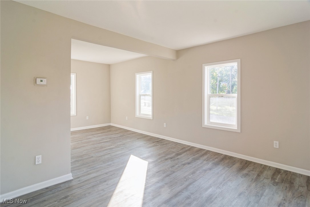 1432 Gulf Road Elyria, OH 44035 - Photo 9 of 17 Gallery Image 9