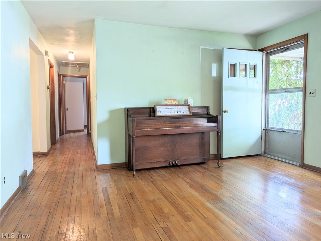 4138 Kirk Road Youngstown, OH 44511 - Photo 12 of 32 Gallery Image 12