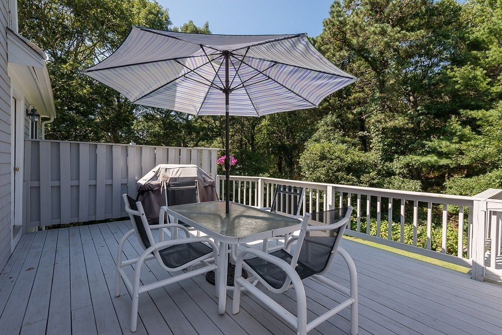 39 Cairn Ridge Road East Falmouth, MA 02536 - Photo 20 of 22 Gallery Image 20
