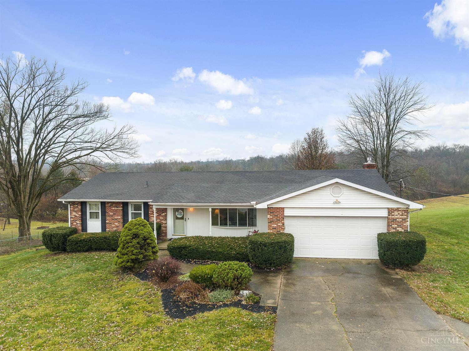 4575 Eck Road Middletown, OH 45042 - Photo 3 of 33 Gallery Image 3