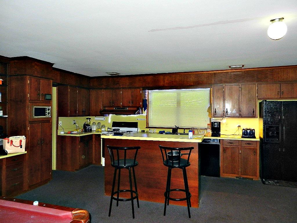 115 Ridgewood Road Harriman, TN 37748 - Photo 4 of 18 04 kitchen1