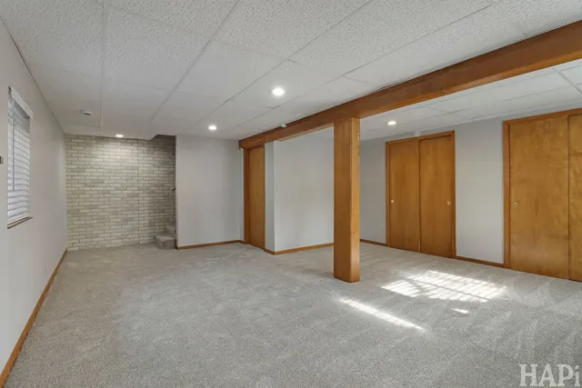 $292,000 | 404 Lowell Drive, Unit 404, South Elgin, IL 60177