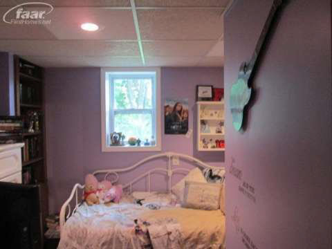 10353 Coldwater Road Flushing, MI 48433 - Photo 8 of 11 20365627-7.JPG
