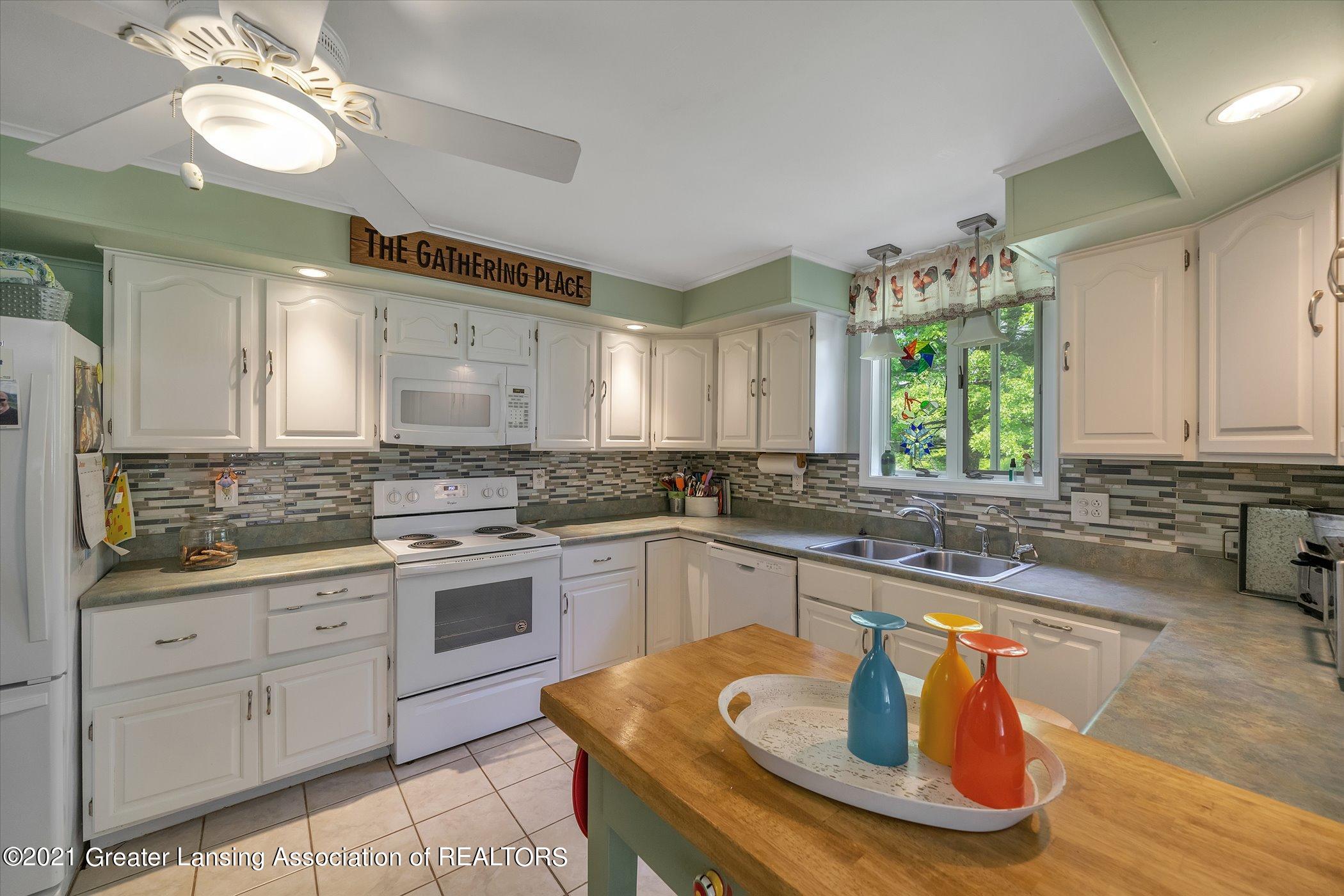 7534 Howe Road Bath, MI 48808 - Photo 13 of 64 13-7534-E-Howe-Rd-WindowStill-Real-Estat